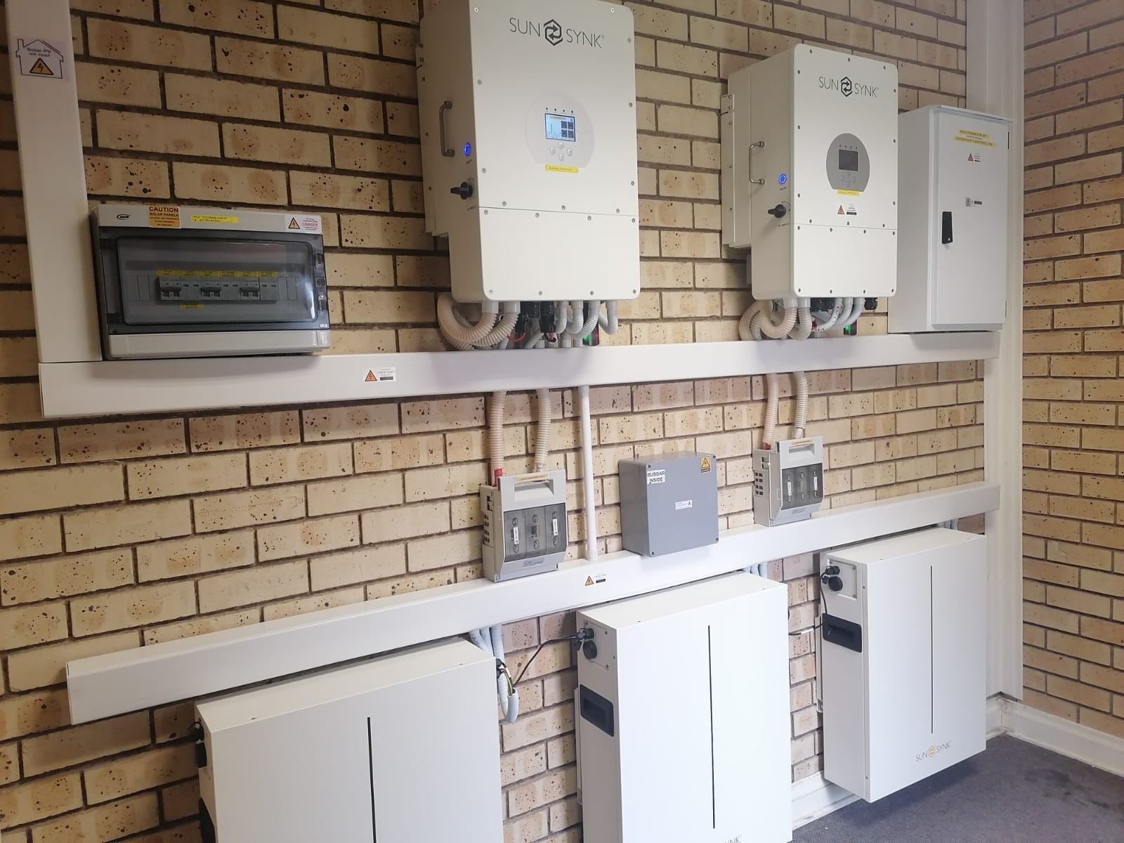 Sunsynk Fallstudie: Eine Multi-Site-Solarinstallation von EBS Solar & Electrical